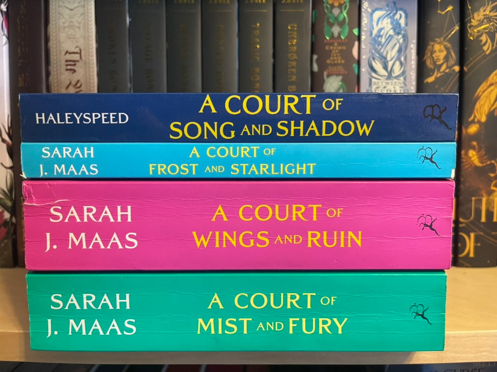 A Court of Song and Shadow - Paperback